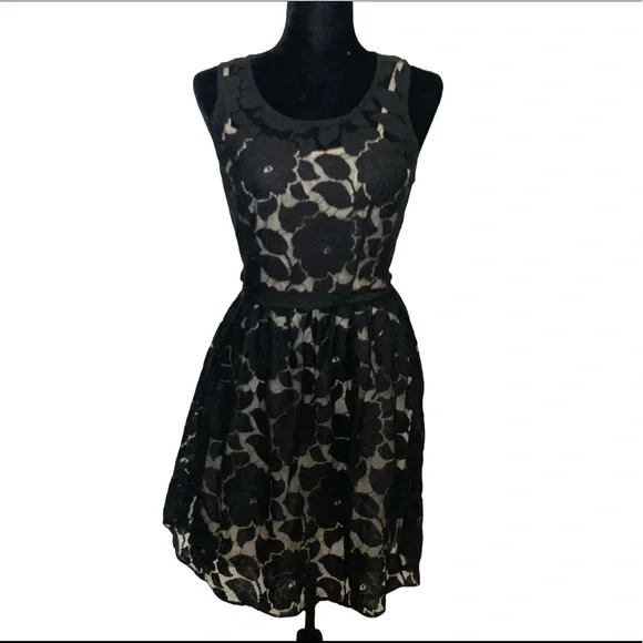 chinese dress ladies Black Lace Keyhole Mini Dress